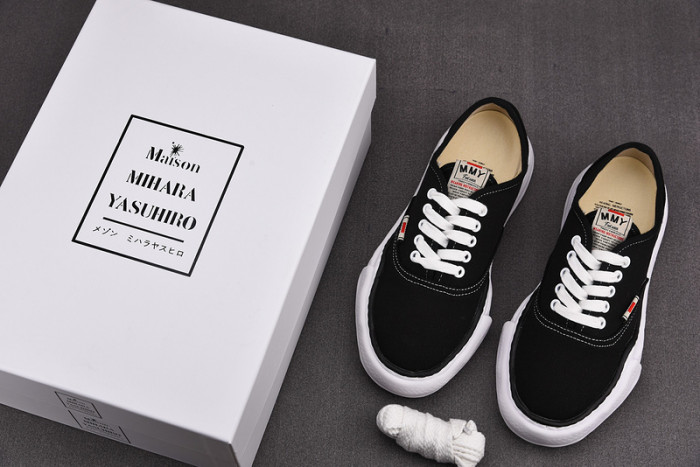 MAISON MIHARA YASUHIRO MMY007
