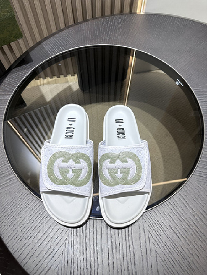 GUCC SLIPPERS