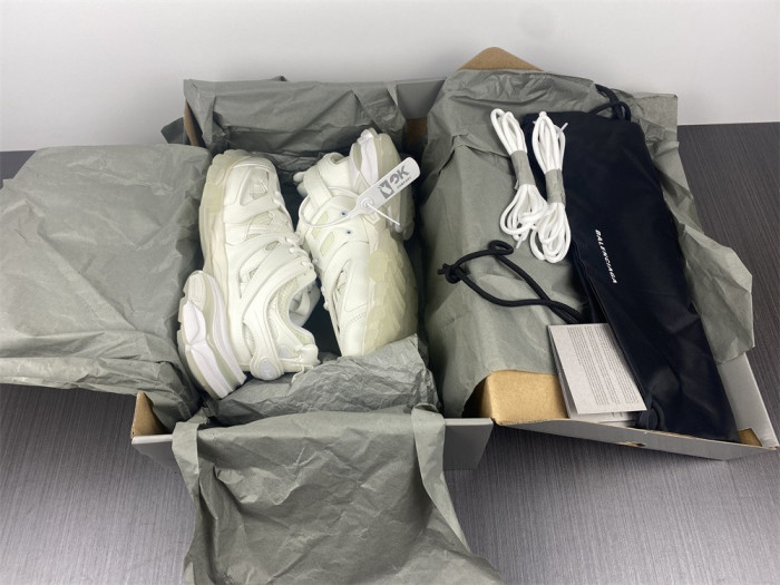 BLCG Track Trainer White Glow In The Dark  542436 W3CR1 9000