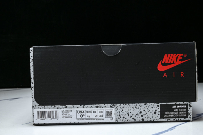 Air Jordan 5 Retro HQ7978-701