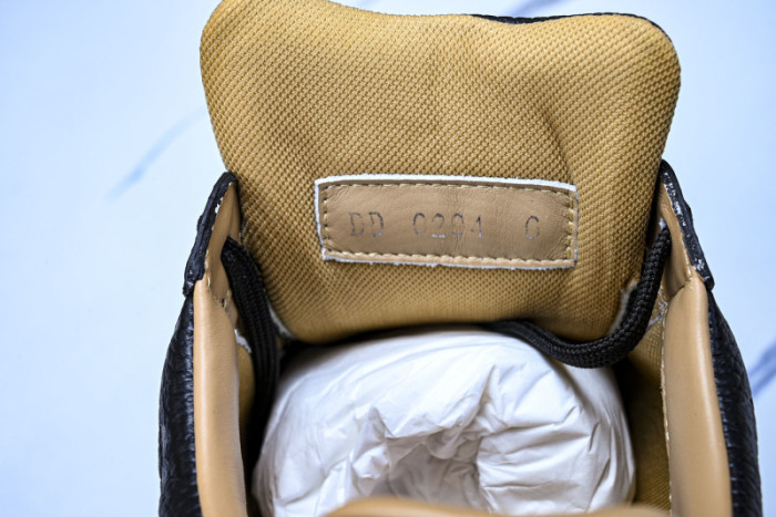 LV SNEAKER FOR-LV384