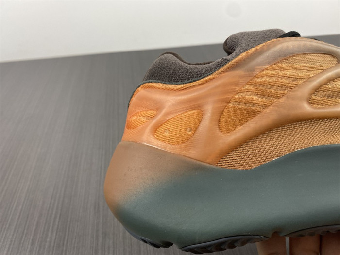 Adidas Yeezy 700 V3 Copfad GY4109