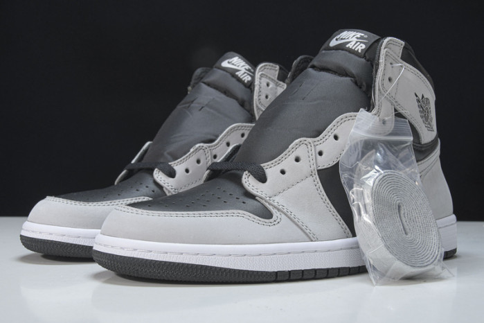 Air Jordan 1 Retro High Black White Light Smoke Grey 555088-035