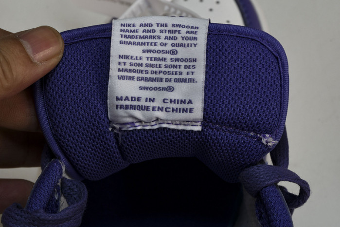 Travis Scott x Air Jordan 1 Low DM7890-386