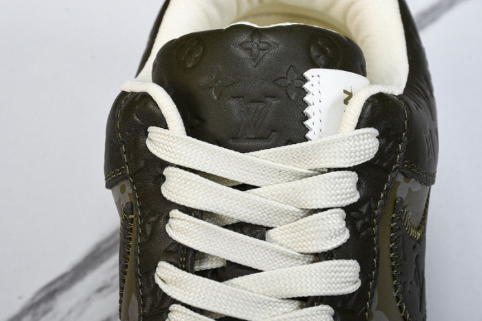 Nike Air Force 1 LV 022603