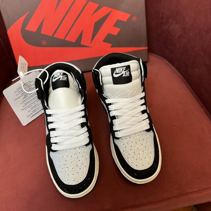 AIR JORDAN 1 RETRO  AJ-22