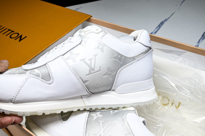 LV SNEAKER FOR-LV420
