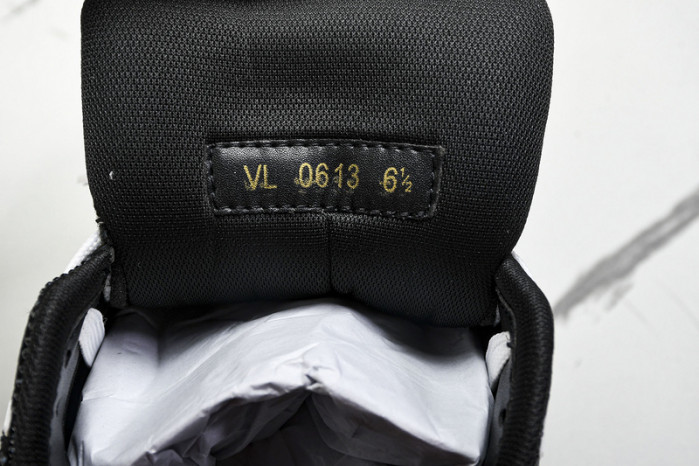 LV SNEAKER LOW FOR-LV172