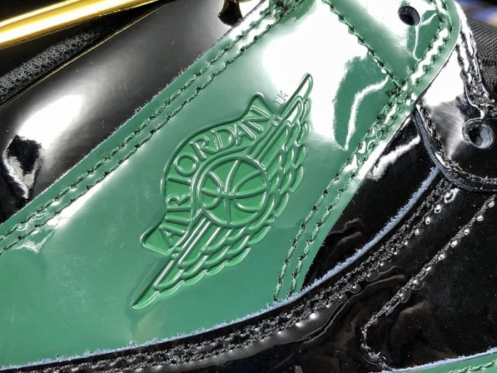 SoleFly x Air Jordan 1 Retro High OG 