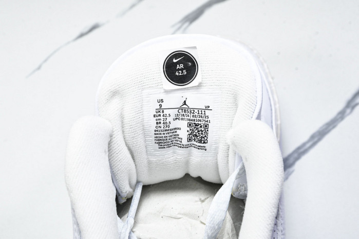 Air Jordan 3 “Pure Money” CT8532-111