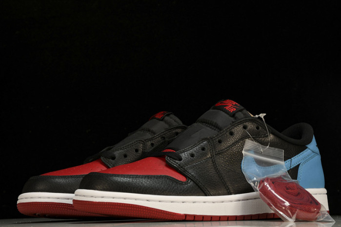 Air Jordan 1 Low OG WMNS “UNC to Chicago” CZ0775-046