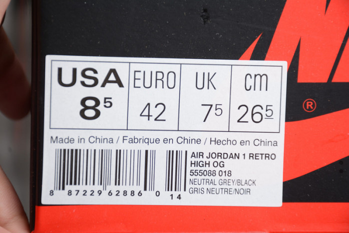 AIR JORDAN 1 RETRO HIGH OG “NEUTRAL GREY” 555088-018