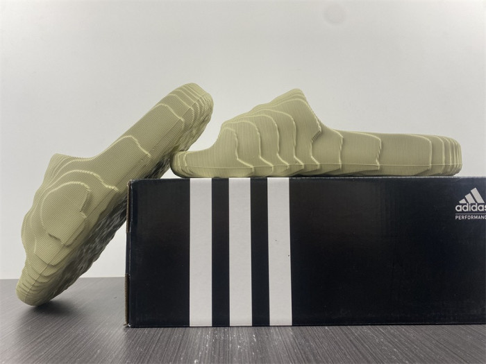 Adidas new colleettion 660210