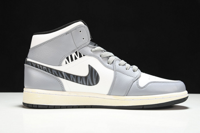 AIR JORDAN 1 Mid  554724-170