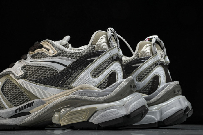 BLCG RUNNER 2  W3RXP 2000