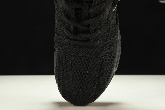 BLCG   PHANTOM  YEESHOES042801