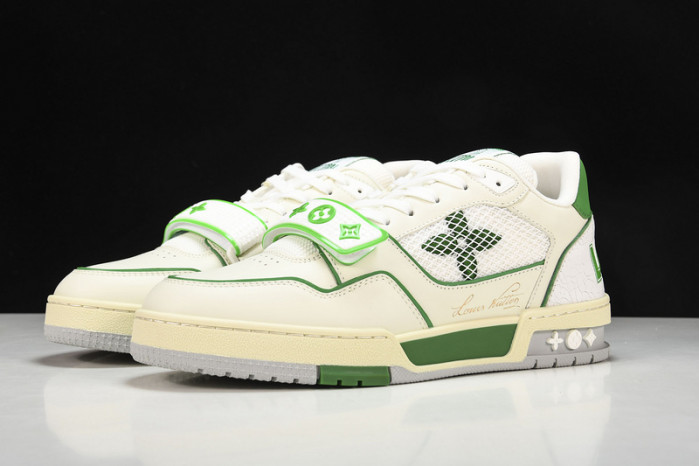 LV SNEAKER LOW YEE-013