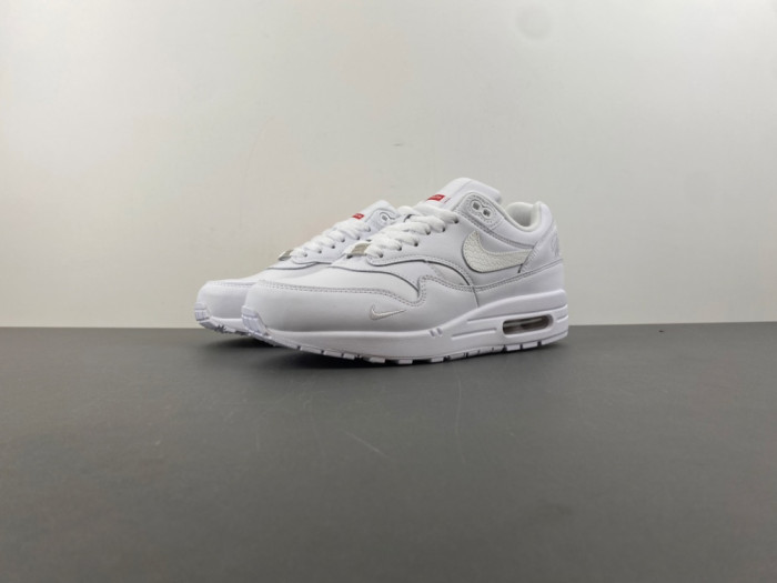 Supreme x Nike Air Max 1 '87  HF8813-100