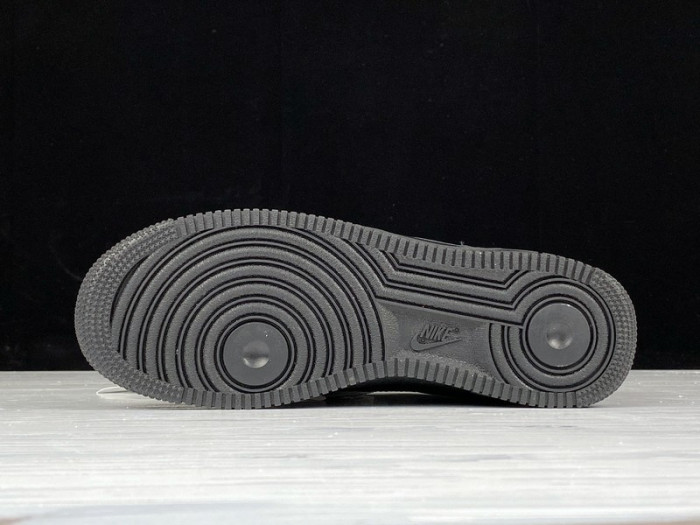 Supreme x Nike Air Force 1  CU9225-100-001