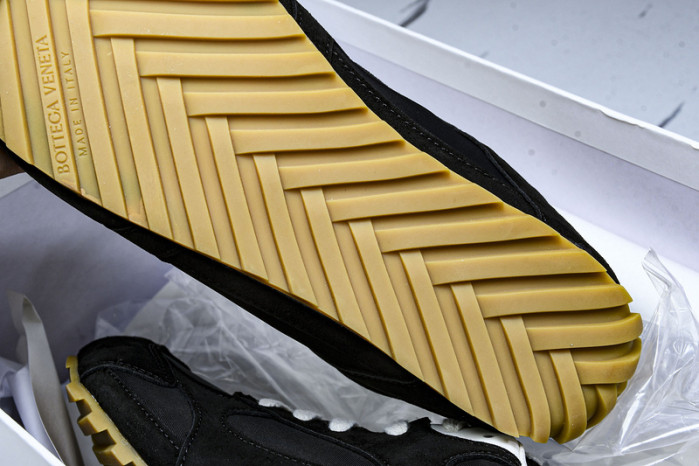 BOTTEGA VENETA  SNEAKER