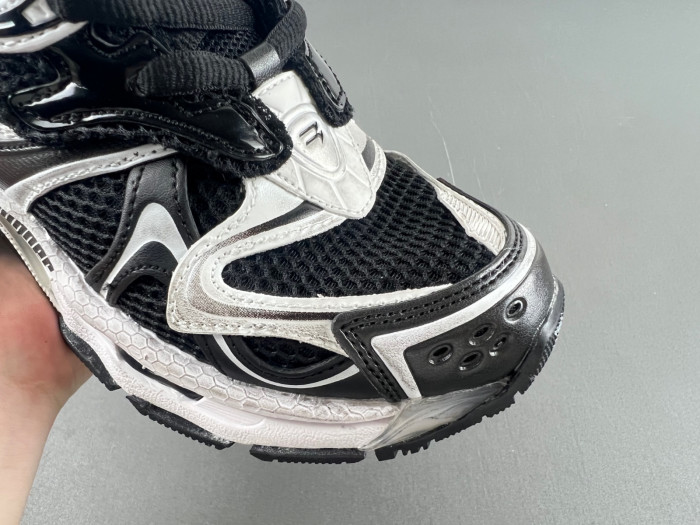 BLCG RUNNER  779064-W3RBXP-0213