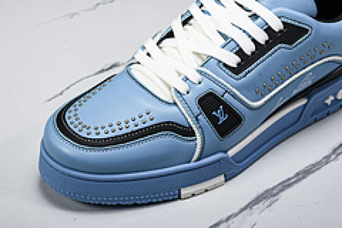 LV SNEAKER LOW FOR-LV109