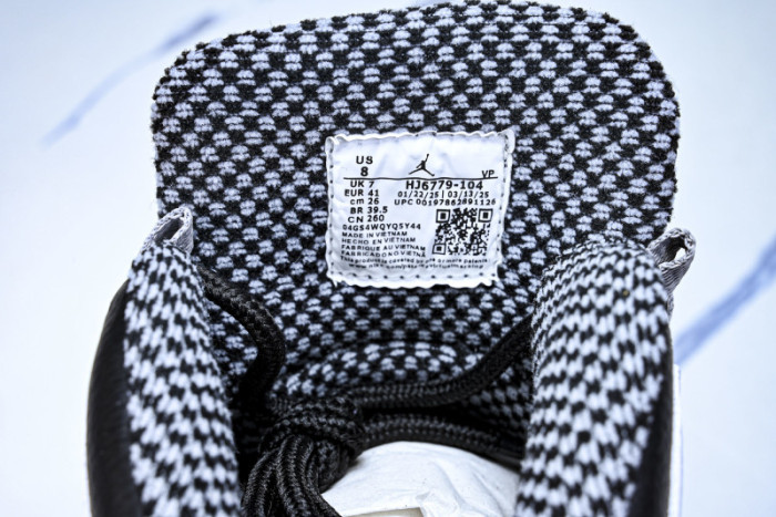 Air Jordan 10 OG“Steel” HJ6779-104