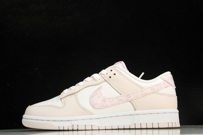 Nike Dunk Low “Pink Paisley”  FD1449-100