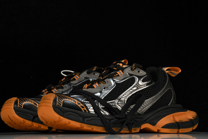 BLCG RUNNER    W3XL3-1178