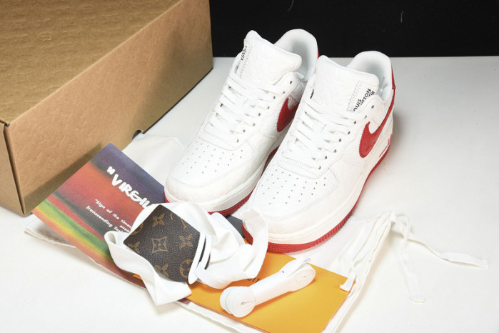 Nike Air Force 1 LV 022301