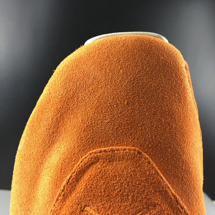 Jordan 18 Retro Campfire Orange  AA2494-801