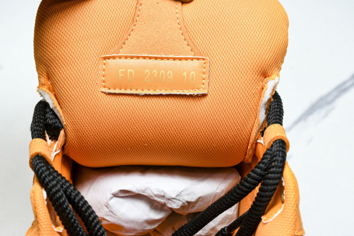 LV SNEAKER LOW FOR-LV121