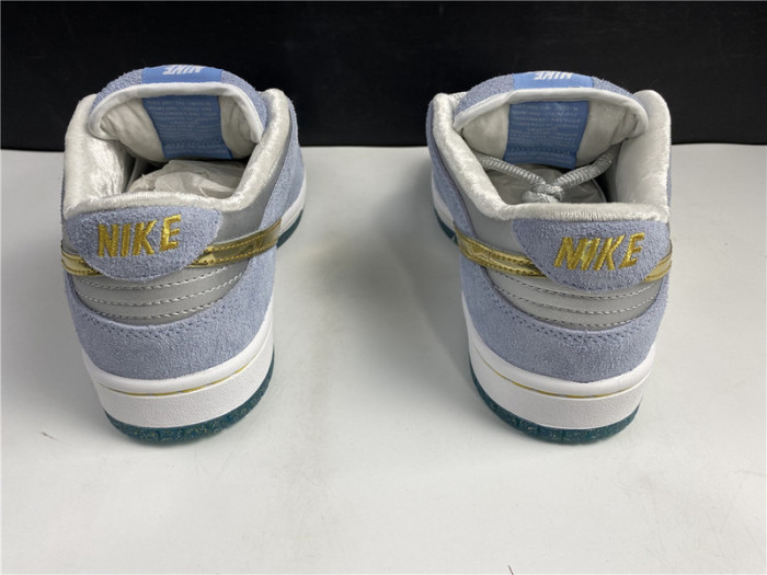 Nike SB Dunk Low Sean Cliver DC9936-100