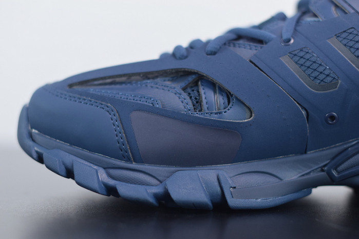 BLCG Track Trainer Dark Navy 542023 W2LA1 4107