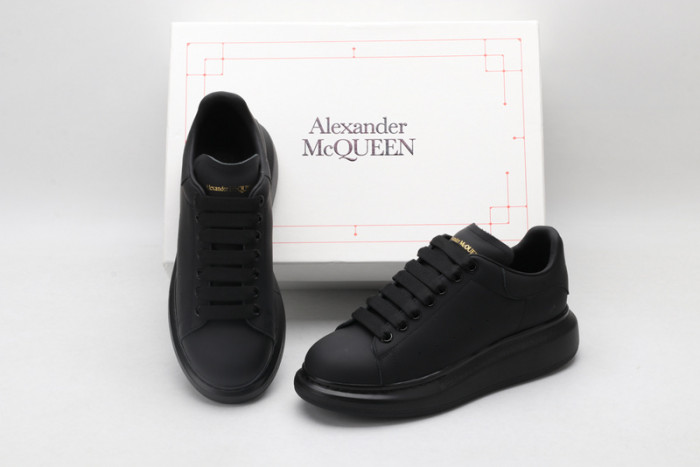 MQ Sneakers
