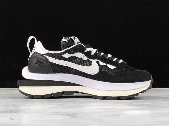 Sacai X NIKe regasus vaporrly SP BV0073-001