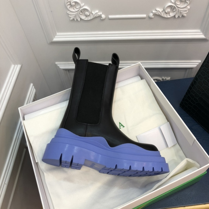 BOTEGA VENETA BOOTS