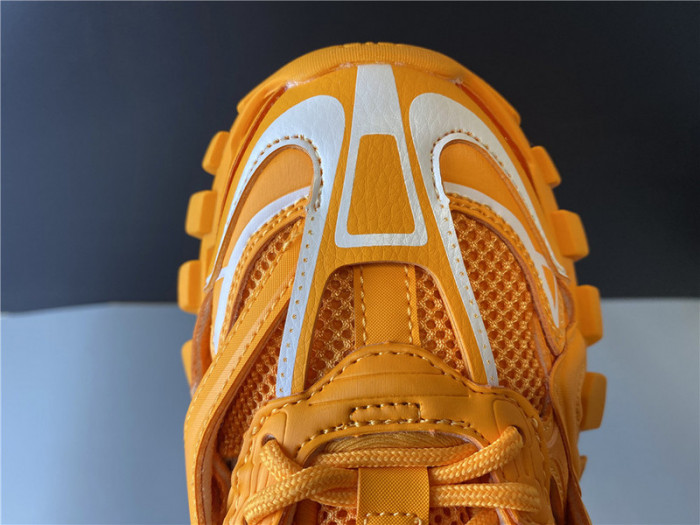 BLCG Track.2 Beige Blue Orange (W) 568615W2GN55817