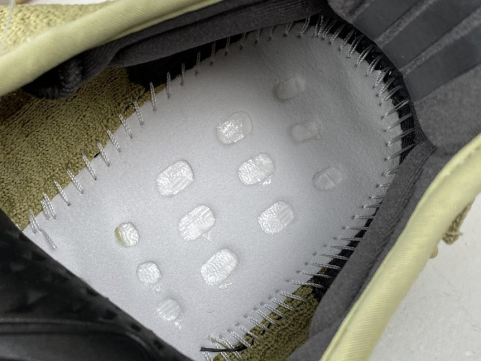 Adidas Yeezy Boost 350 V2 Sulfur FY5346