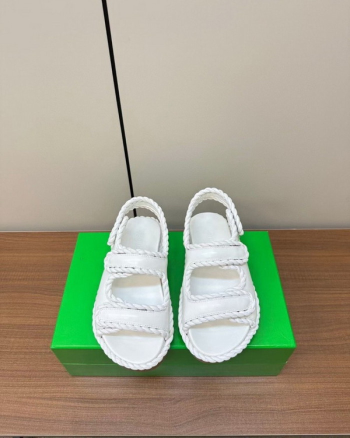 B0TTEGA VENETA  SLIDES