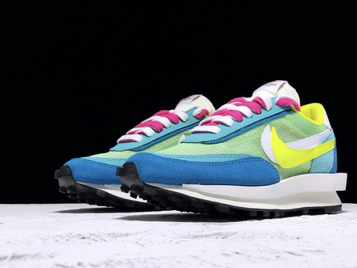 Sacai x Nike LVD Waffle Daybreak Running  BV0073-600